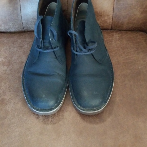 Mens sz 8.5 Clark chukka boots